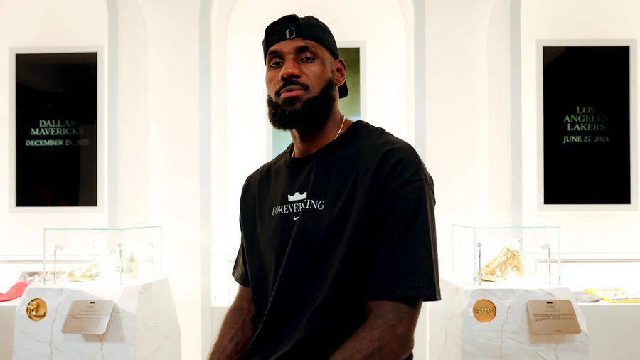 詹姆斯：这可能不会是我最后一次来中国，但每次都是最棒的