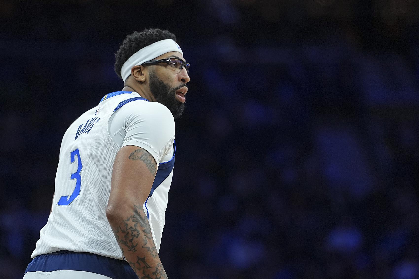 准备开抢！美媒更新交易市场TOP10大鱼：哈登排第5+勇士盯上数人